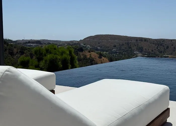 With A Private Pool And Ferienhaus Estepona