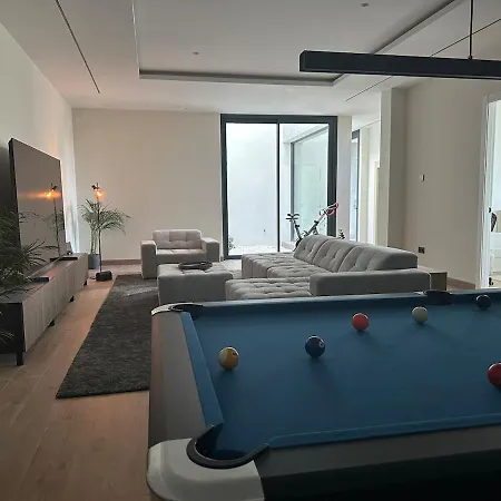 With A Private Pool And Prázdninový dům Estepona